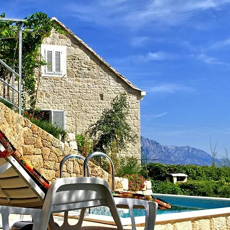 Perfect Beachfront Holiday *