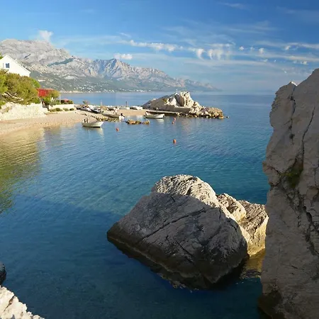 Perfect Beachfront Holiday *